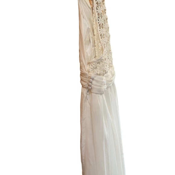 NWT Guess Women’s White Twisted Tank, Size 6 K224 - Picture 13 of 16